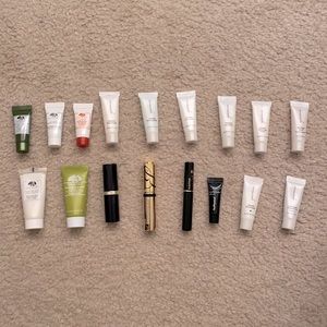 2-3 Free Samples with Purchase💕